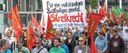 Stärkt den Kampf gegen die Rechtsentwicklung der Regierung! Achtung: Spalter am Werk Stärkt den Kampf gegen die Rechtsentwicklung der Regierung! Achtung: Spalter am Werk