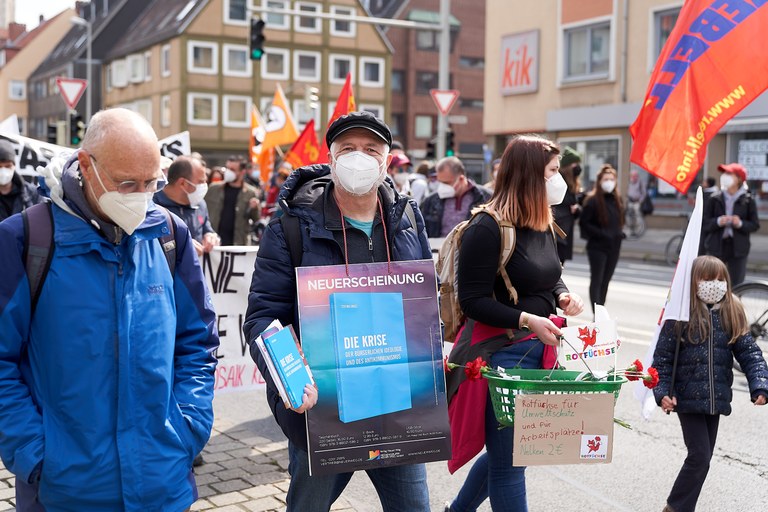 "Kleine Hände, kleine Fäuste"