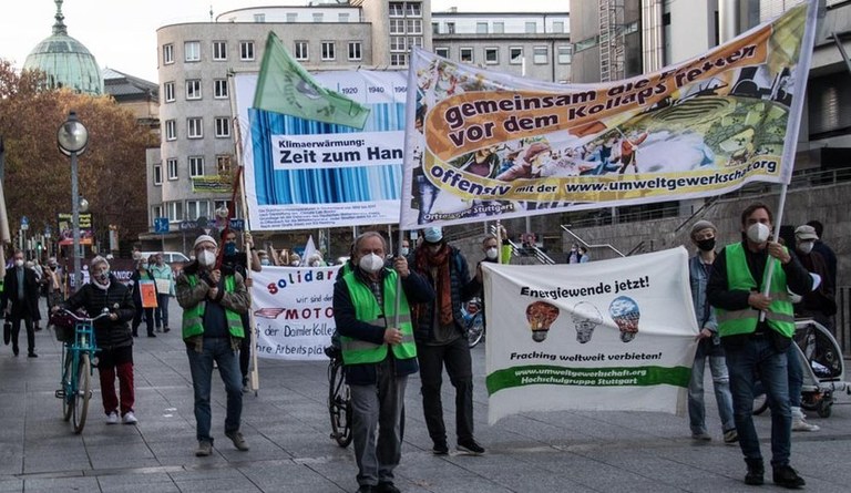 Fight the global environmental catastrophe!  Fight for the unity of humankind and nature in socialism!